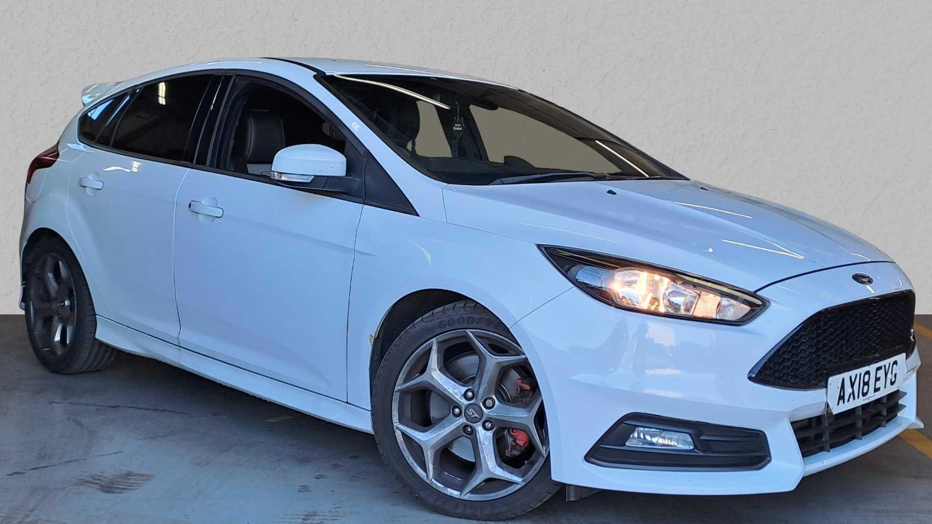 Main listing image - Ford Focus ST