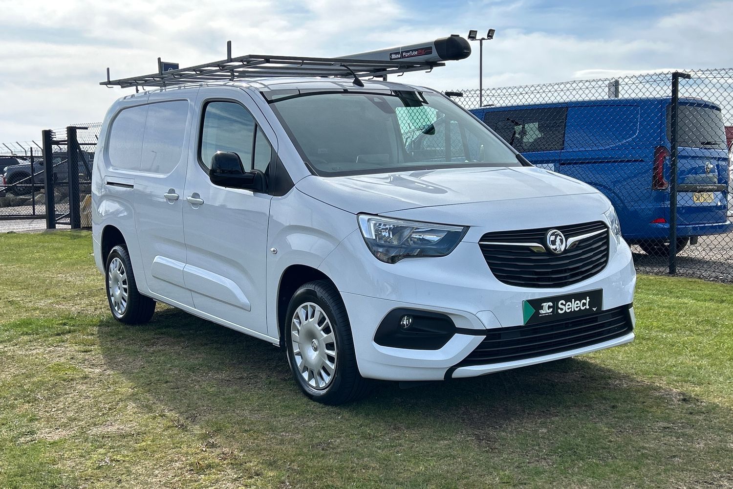 Main listing image - Vauxhall Combo Cargo