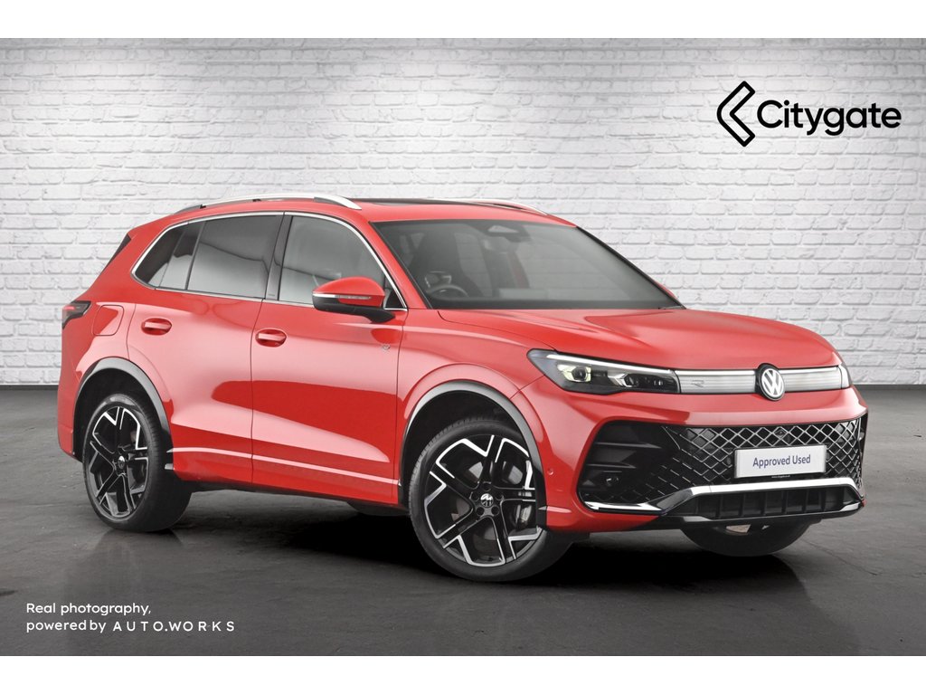 Main listing image - Volkswagen Tiguan