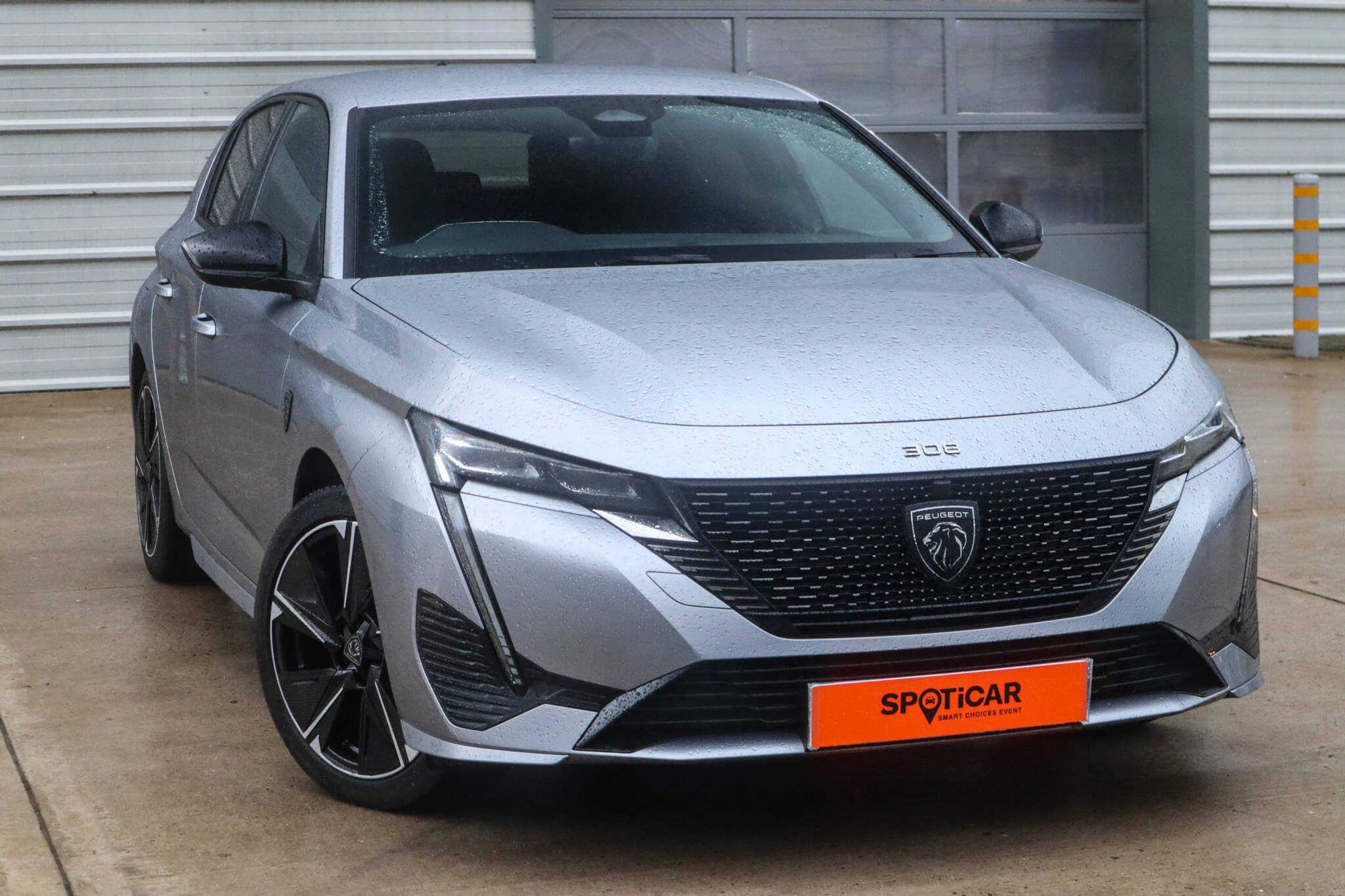 Main listing image - Peugeot e-308