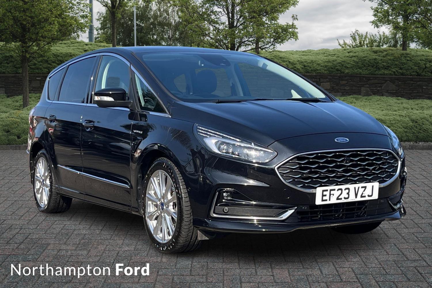 Main listing image - Ford S-MAX