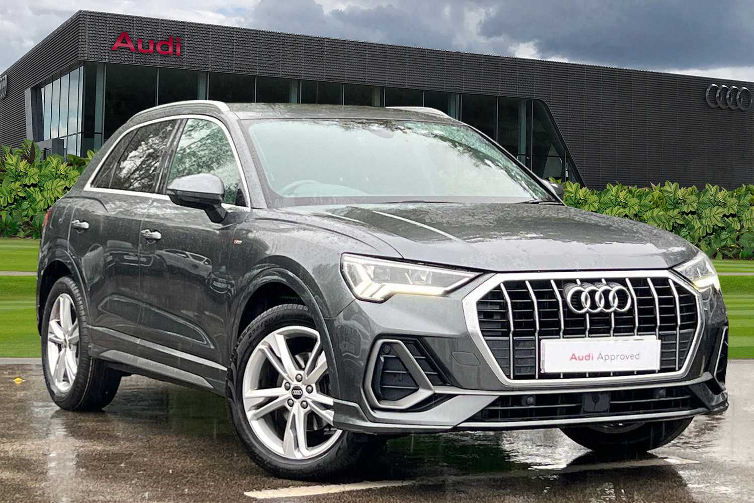 Main listing image - Audi Q3