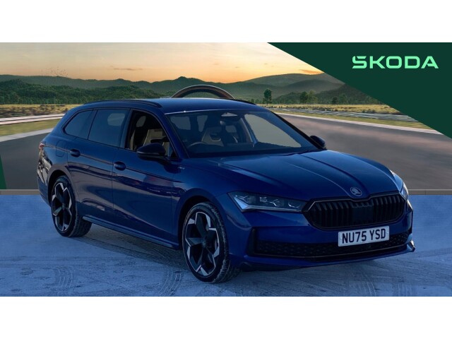 Main listing image - Skoda Superb Estate