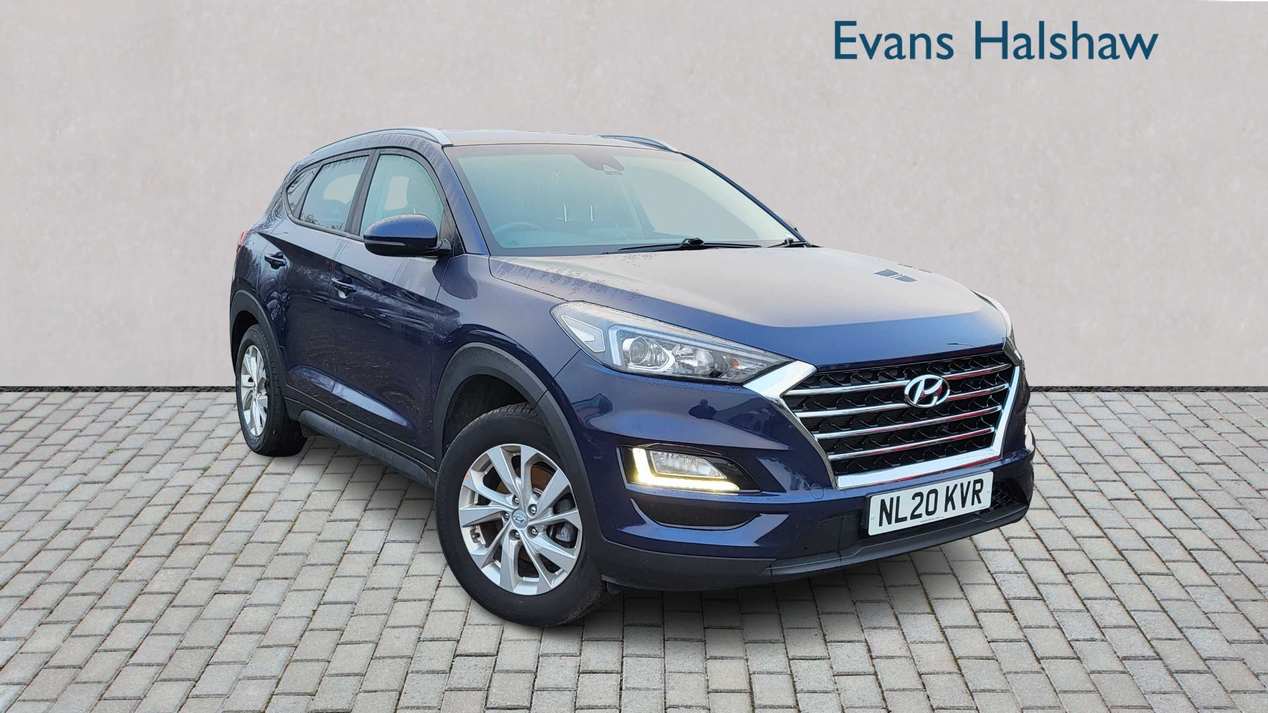Main listing image - Hyundai Tucson