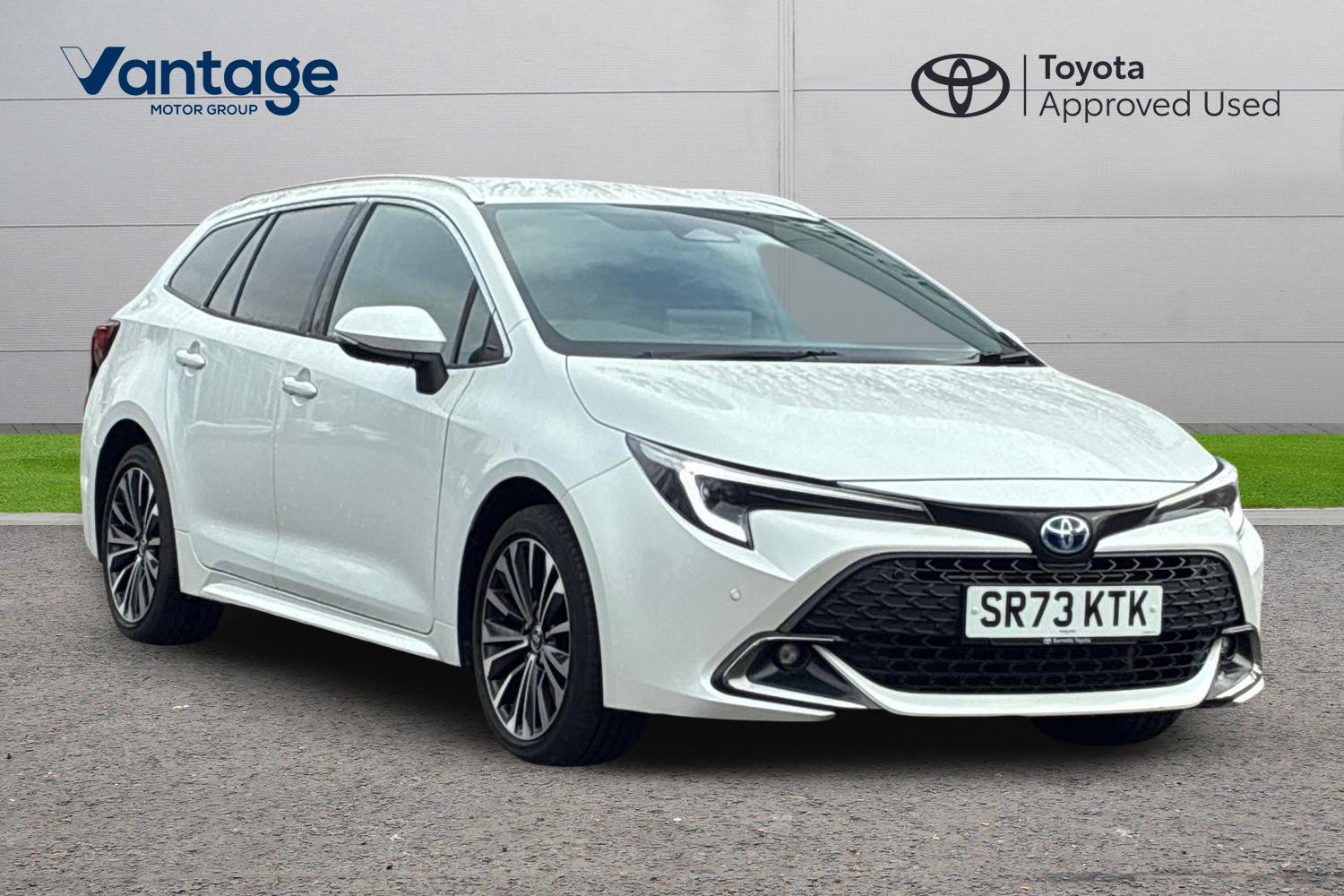 Main listing image - Toyota Corolla