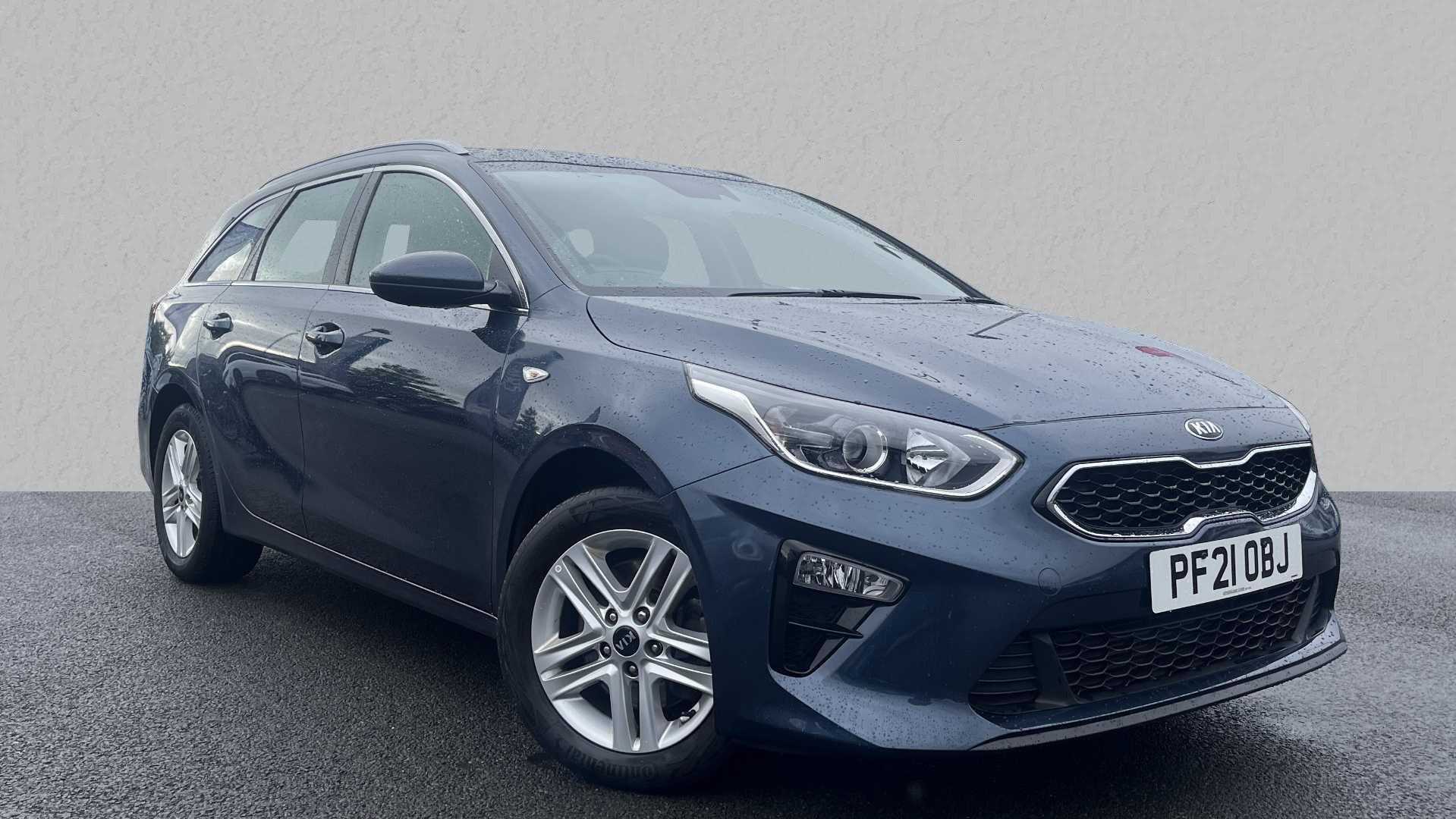 Main listing image - Kia Ceed SW