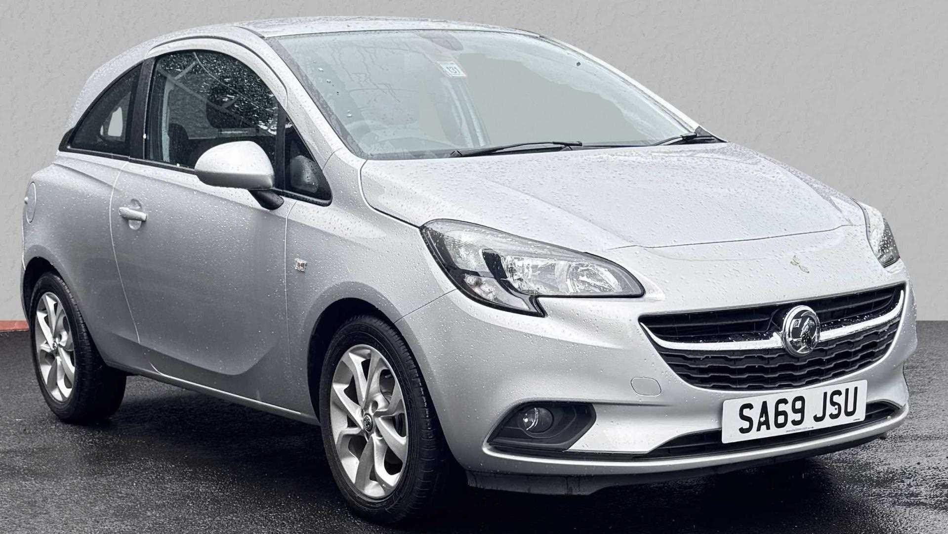 Main listing image - Vauxhall Corsa