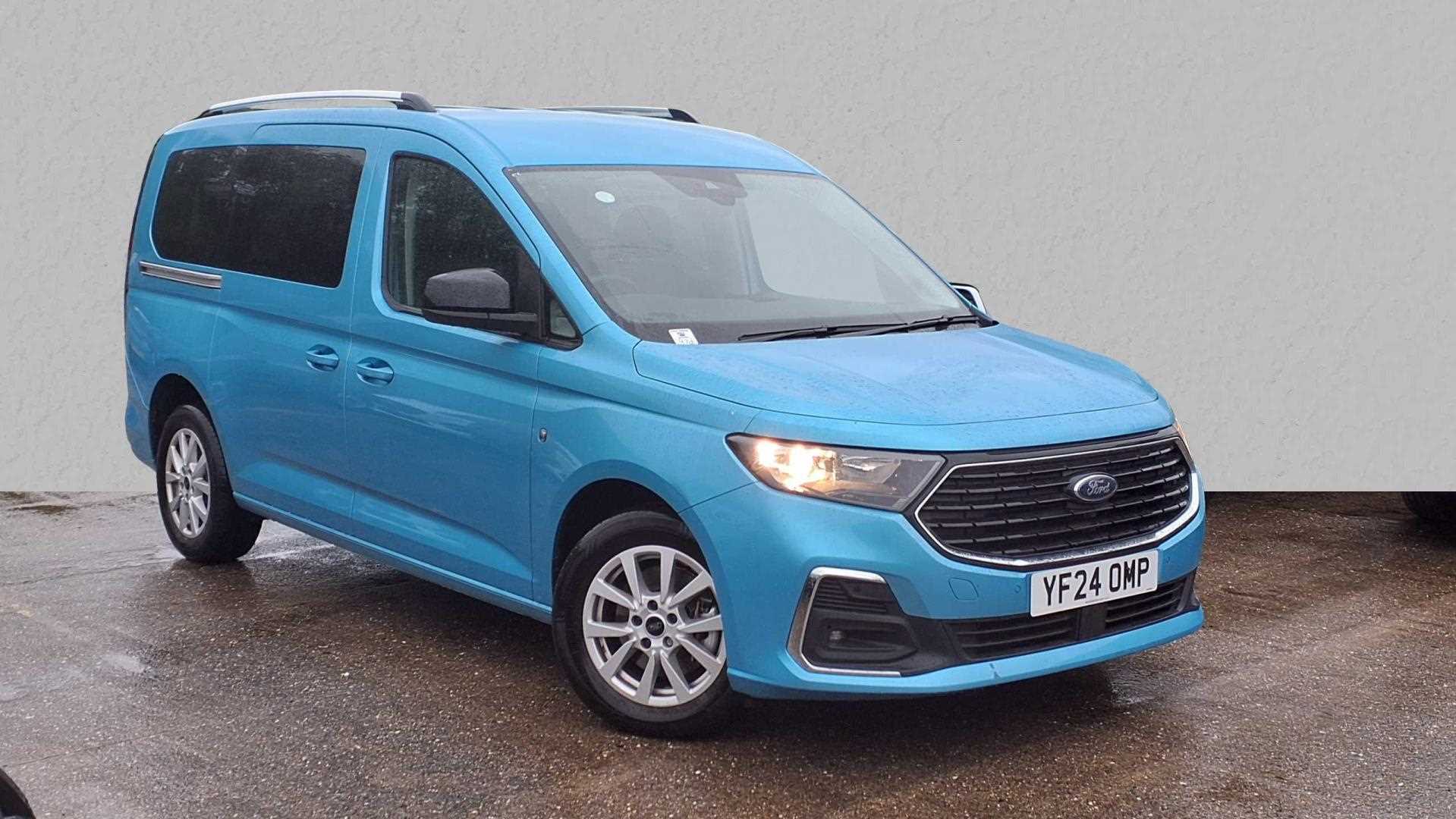 Main listing image - Ford Tourneo Connect
