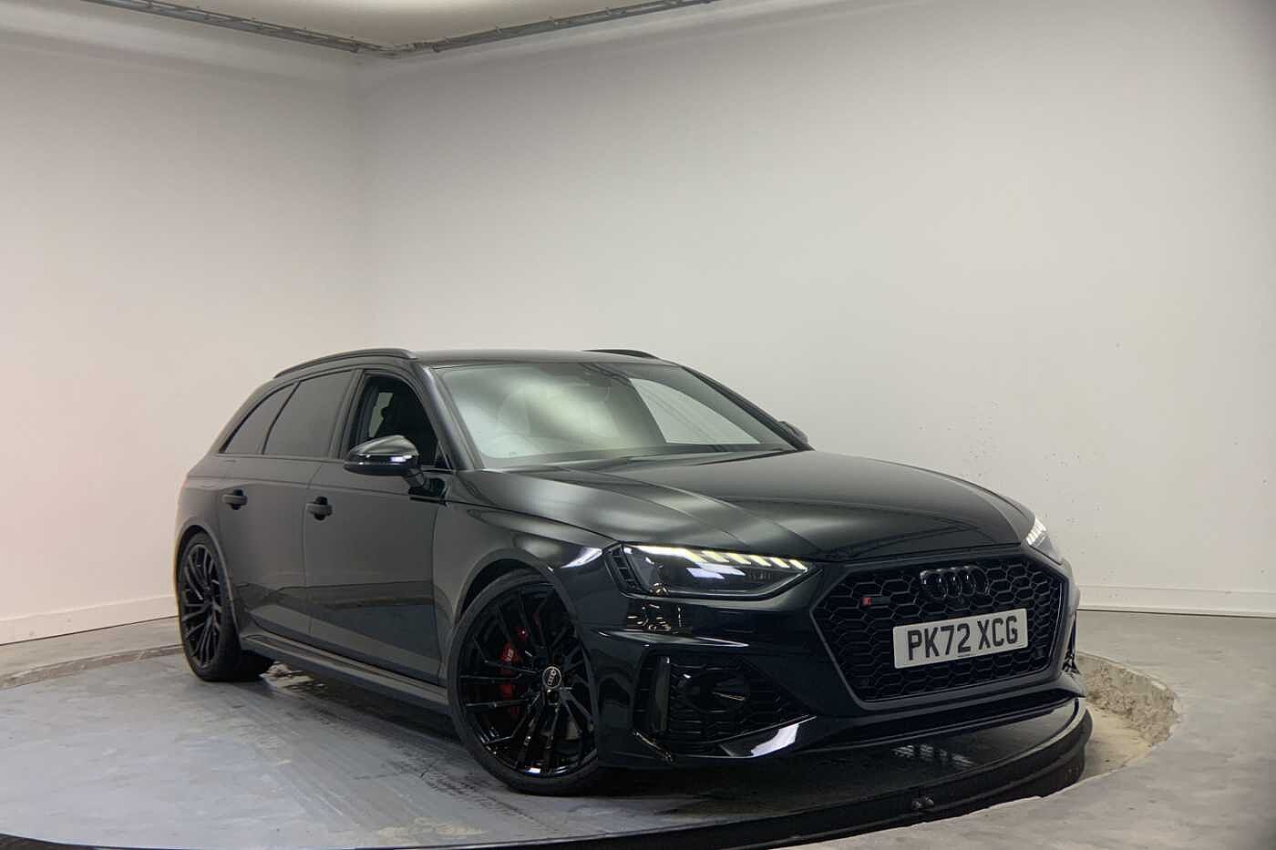 Main listing image - Audi RS4