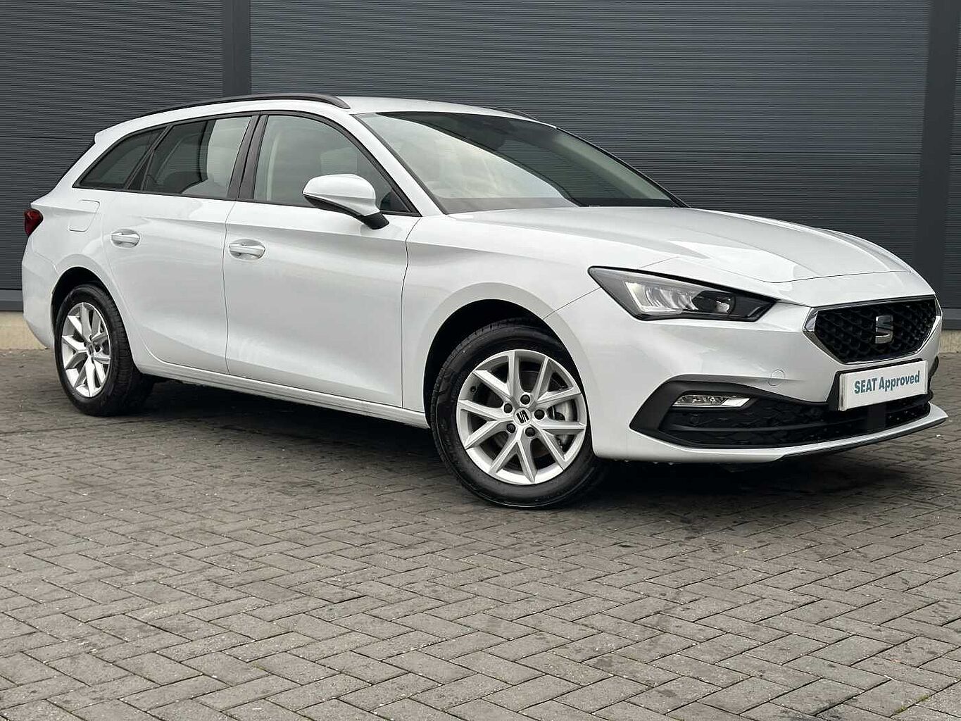 Main listing image - SEAT Leon Estate