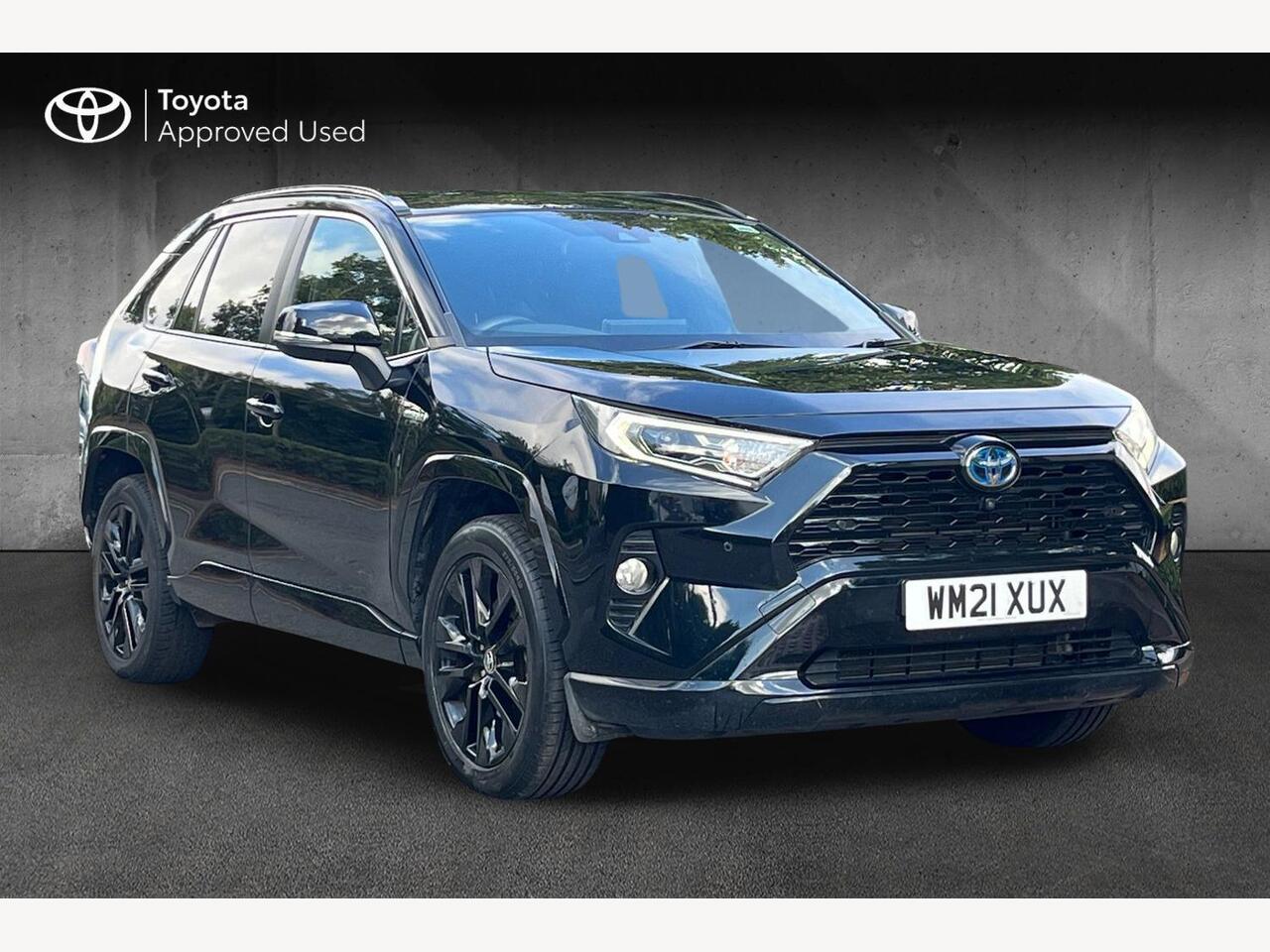 Main listing image - Toyota RAV4