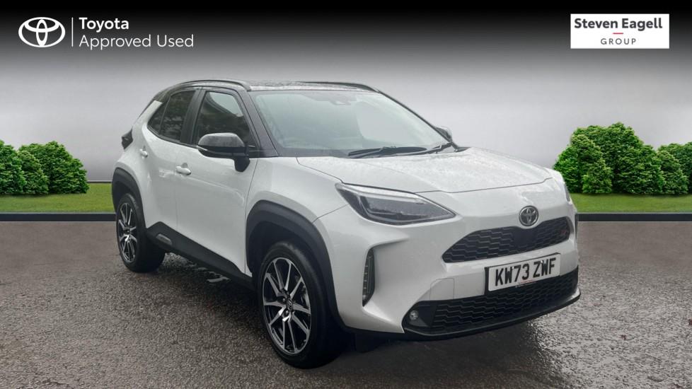 Main listing image - Toyota Yaris Cross