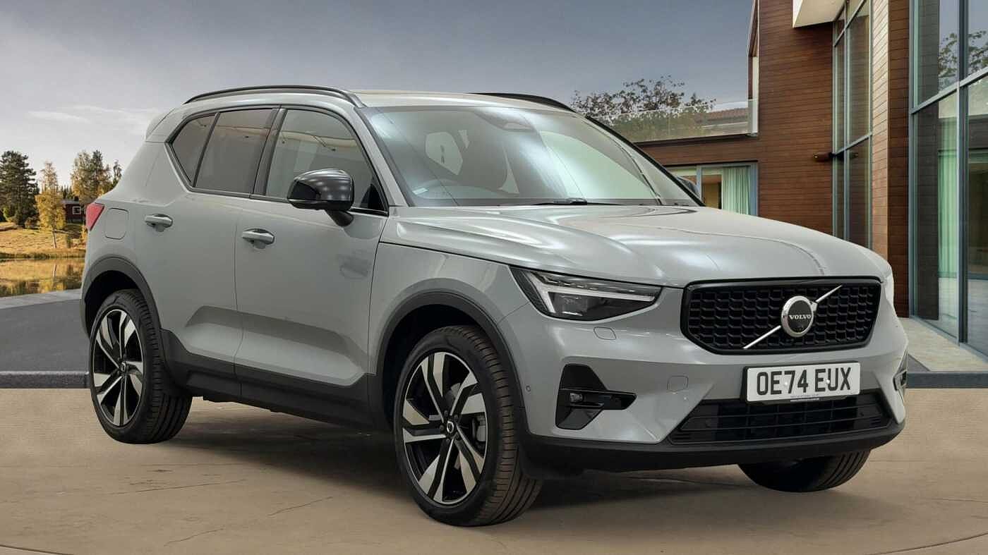 Main listing image - Volvo XC40