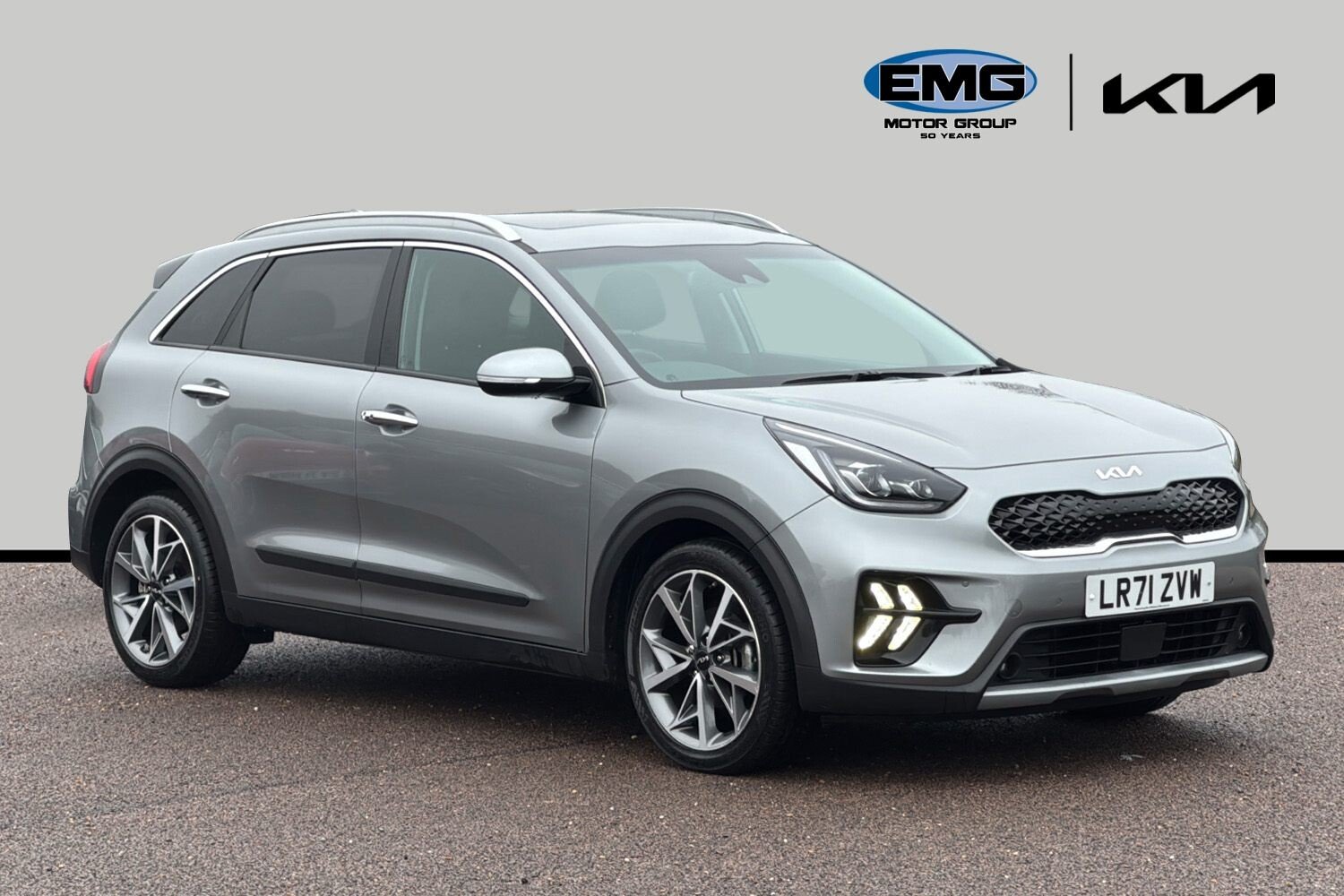 Main listing image - Kia Niro