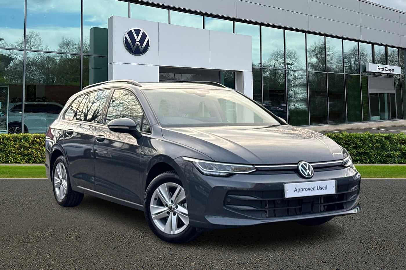 Main listing image - Volkswagen Golf Estate
