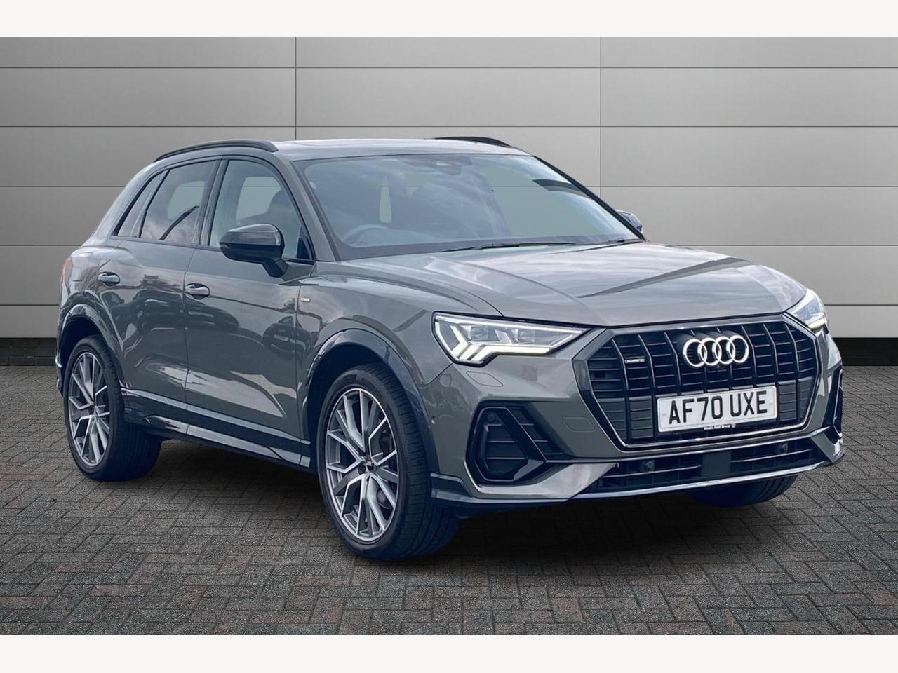 Main listing image - Audi Q3