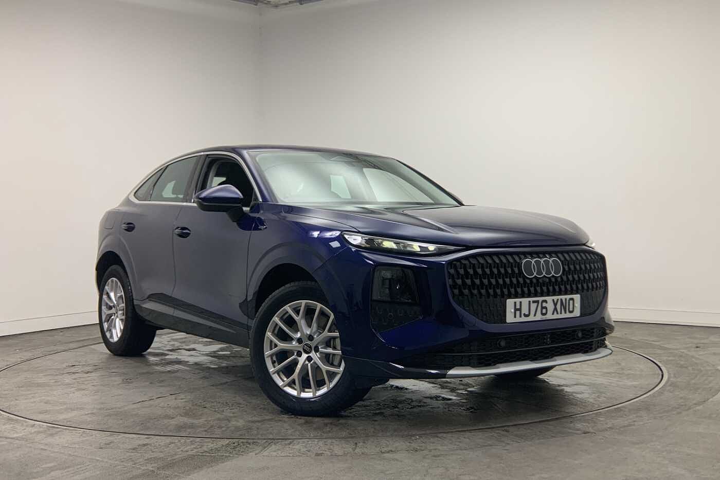 Main listing image - Audi Q3