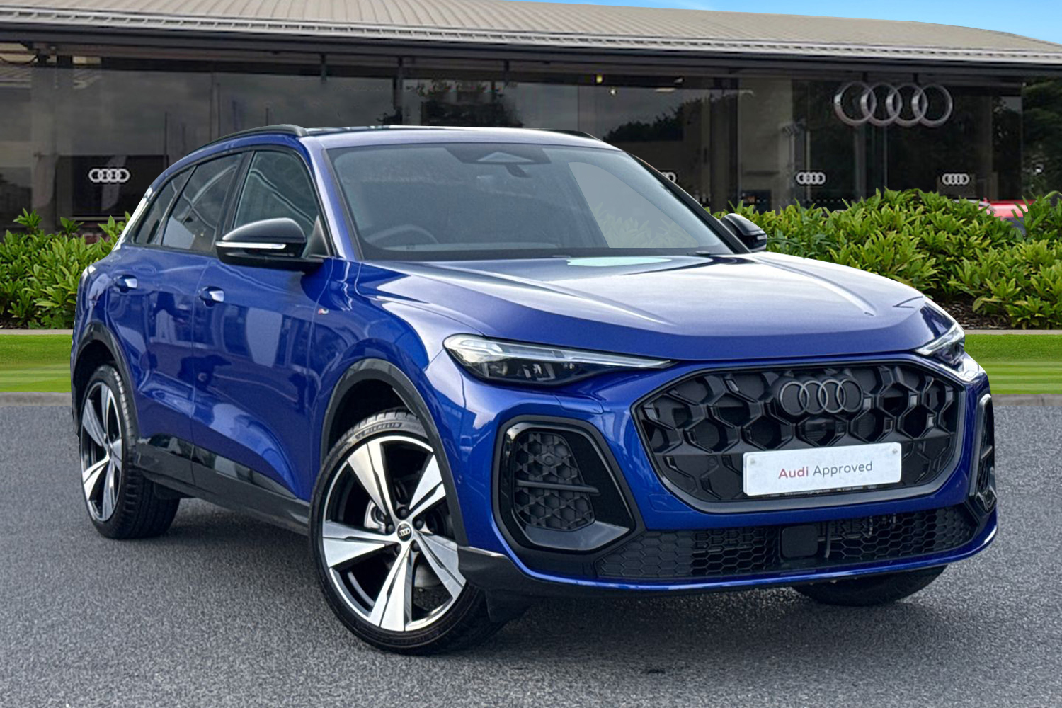 Main listing image - Audi Q5