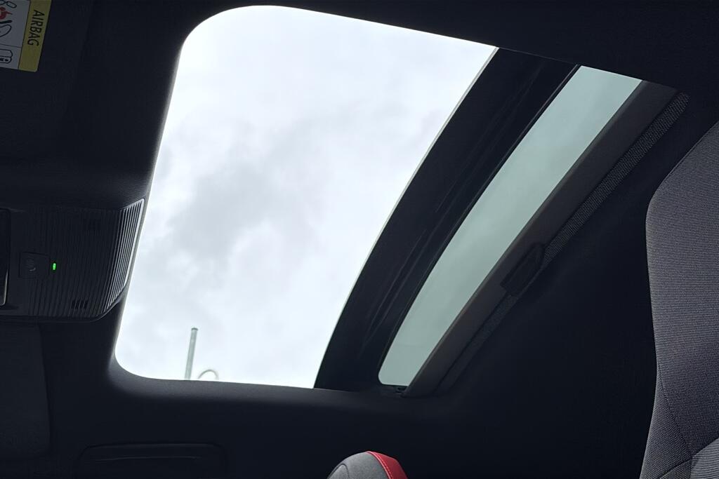 Main listing image - Volkswagen Golf GTI