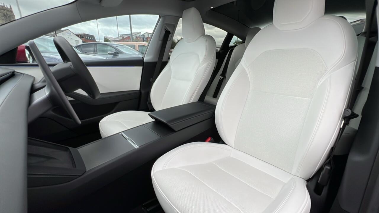 Main listing image - Tesla Model 3