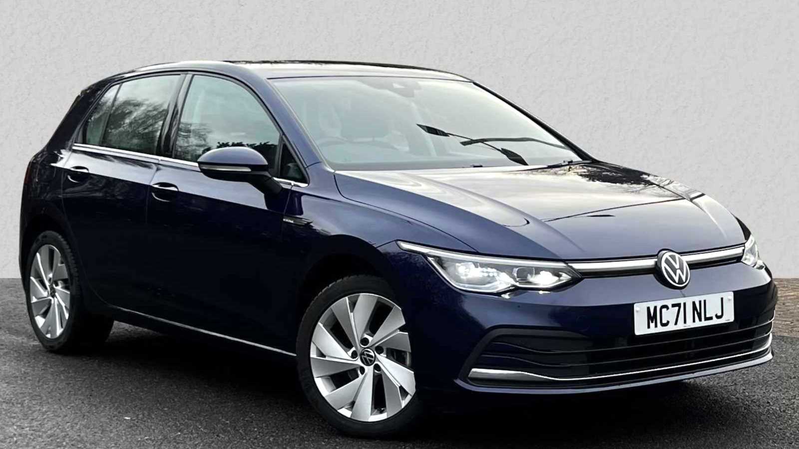 Main listing image - Volkswagen Golf