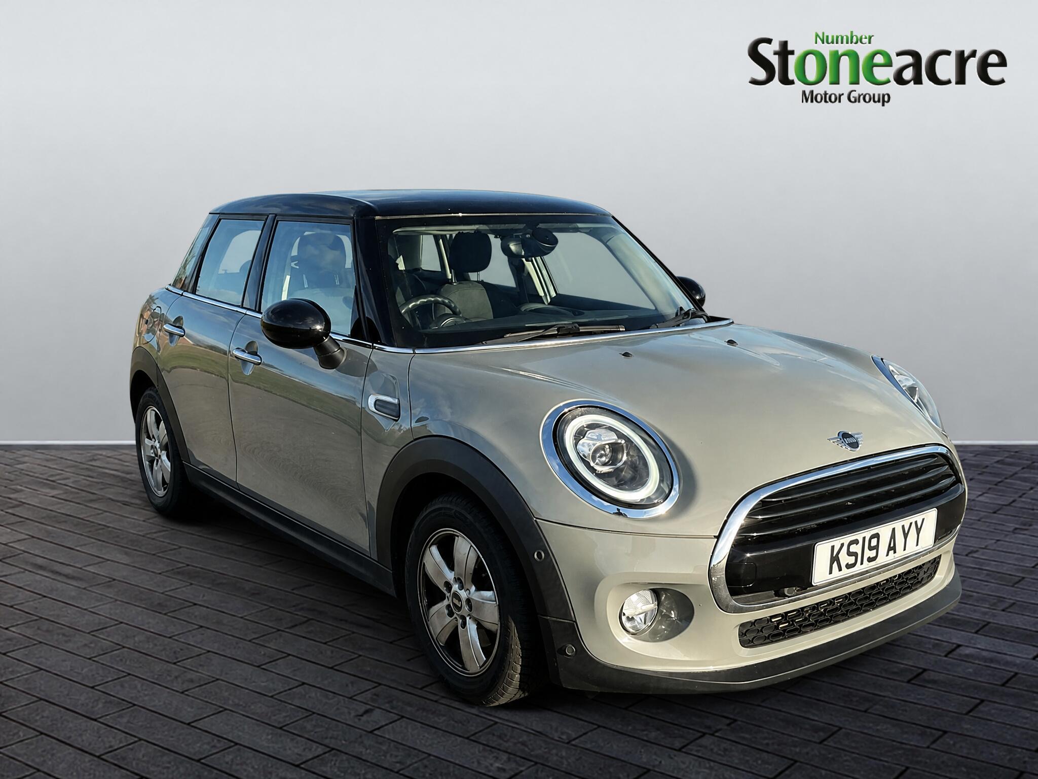 Main listing image - MINI Hatchback