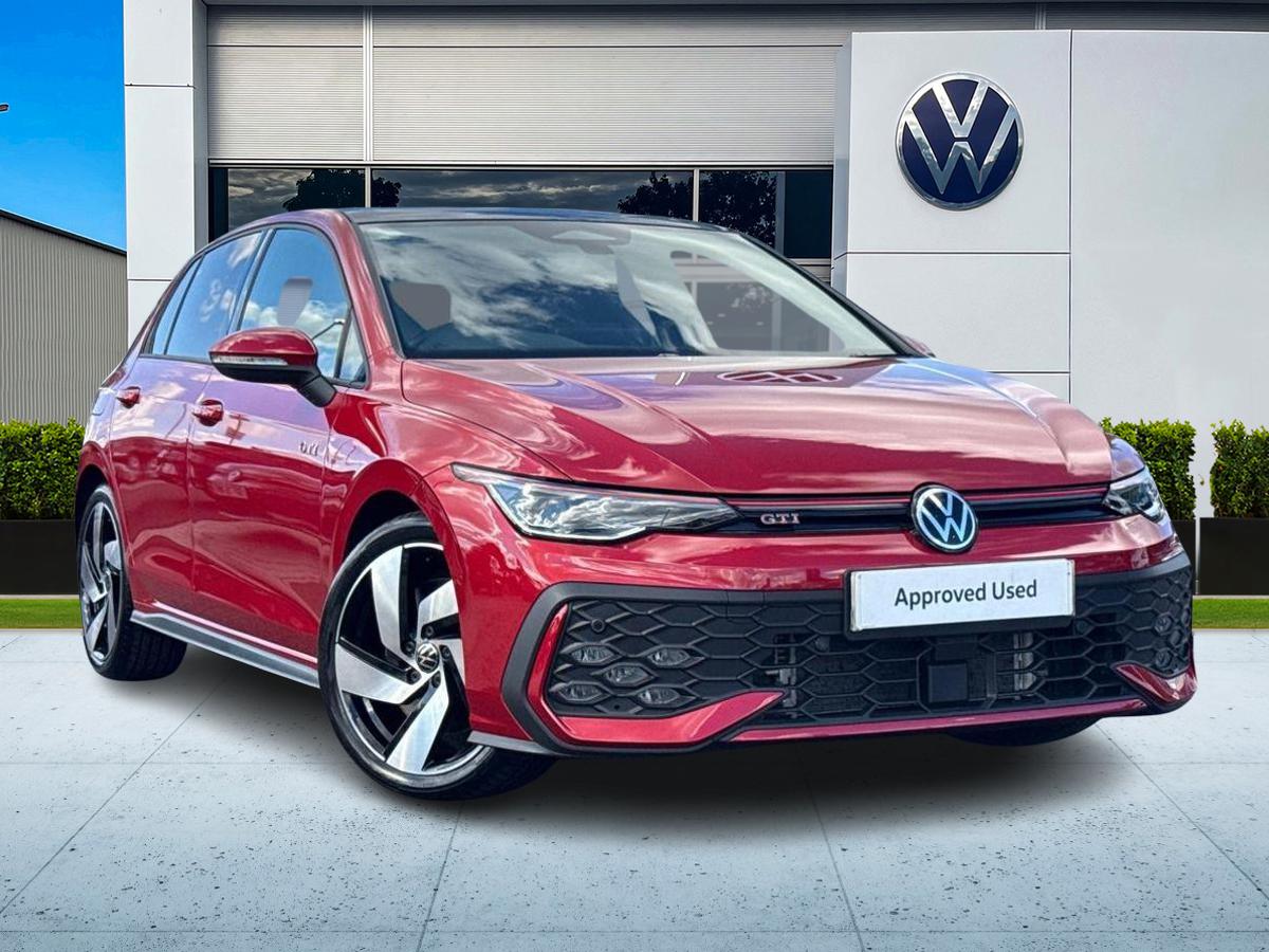 Main listing image - Volkswagen Golf