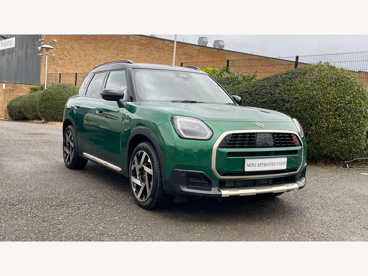 Main listing image - MINI Countryman