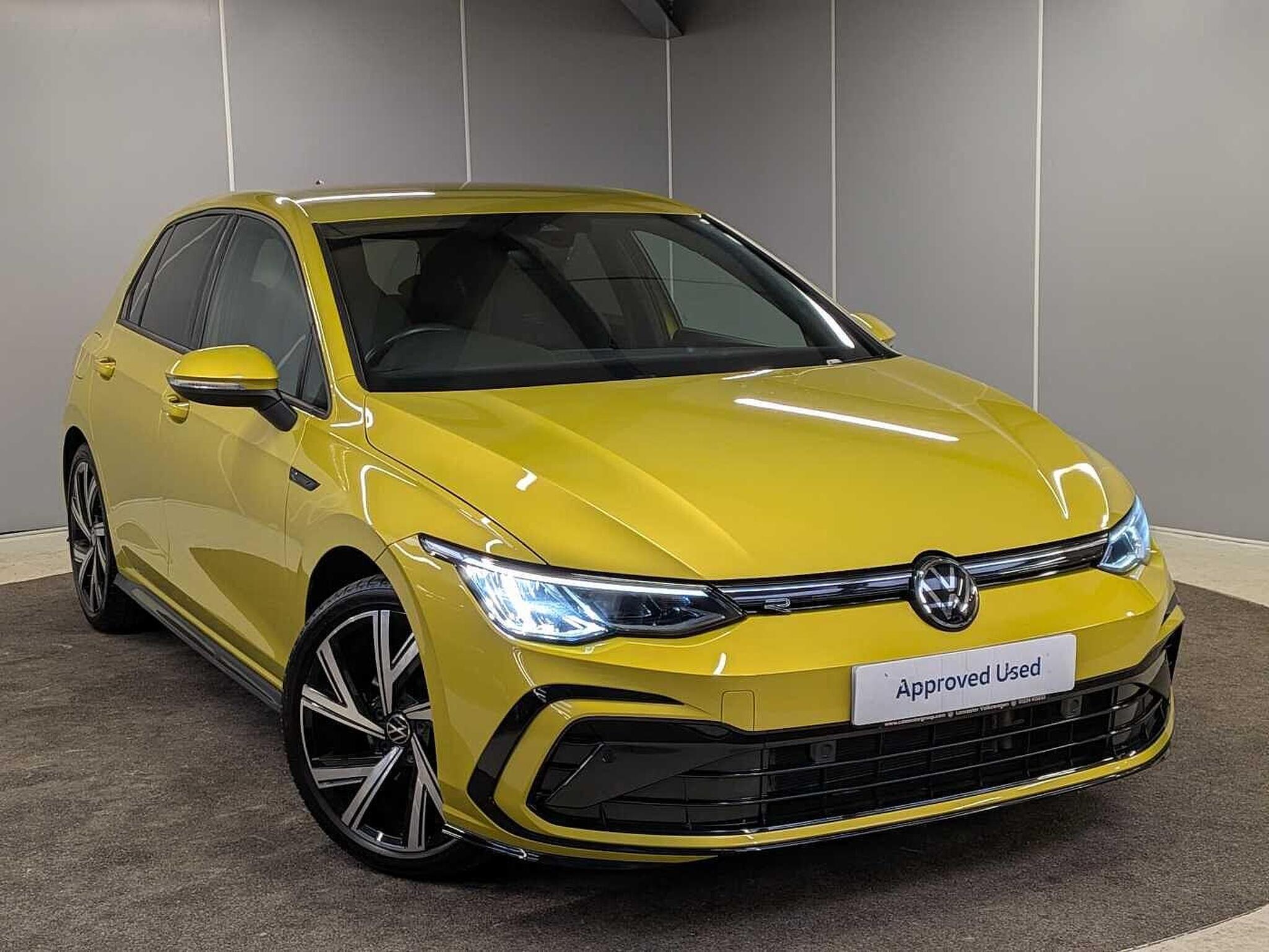 Main listing image - Volkswagen Golf