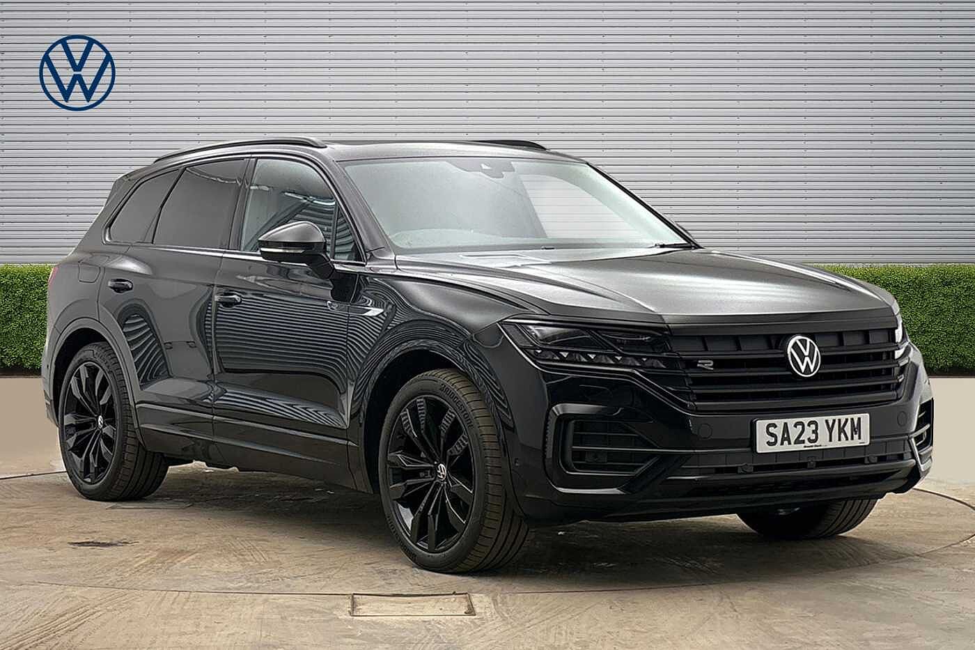 Main listing image - Volkswagen Touareg