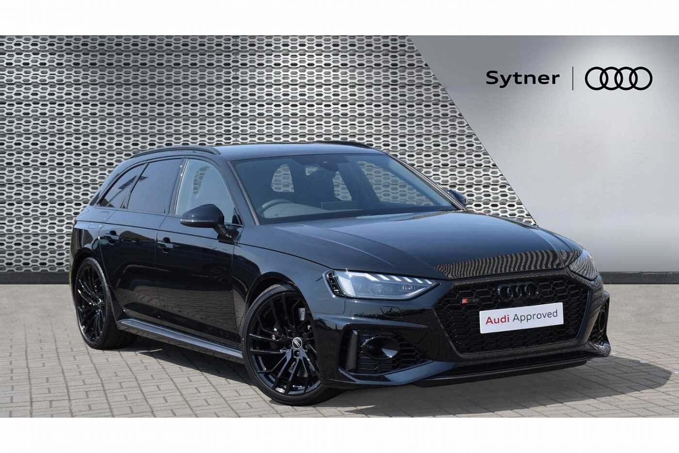 Main listing image - Audi RS4