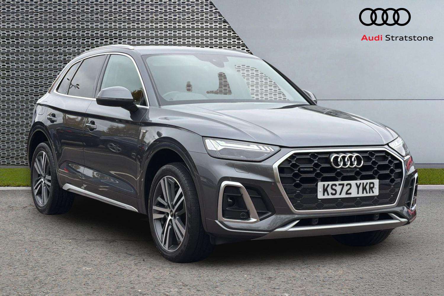 Main listing image - Audi Q5