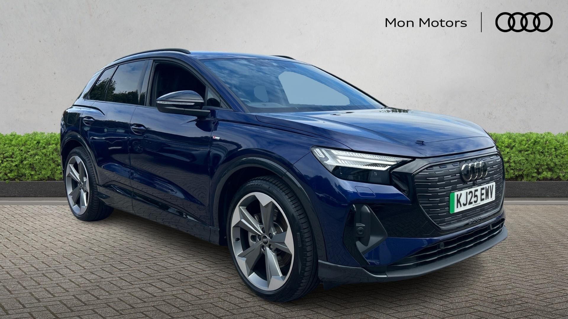 Main listing image - Audi Q4