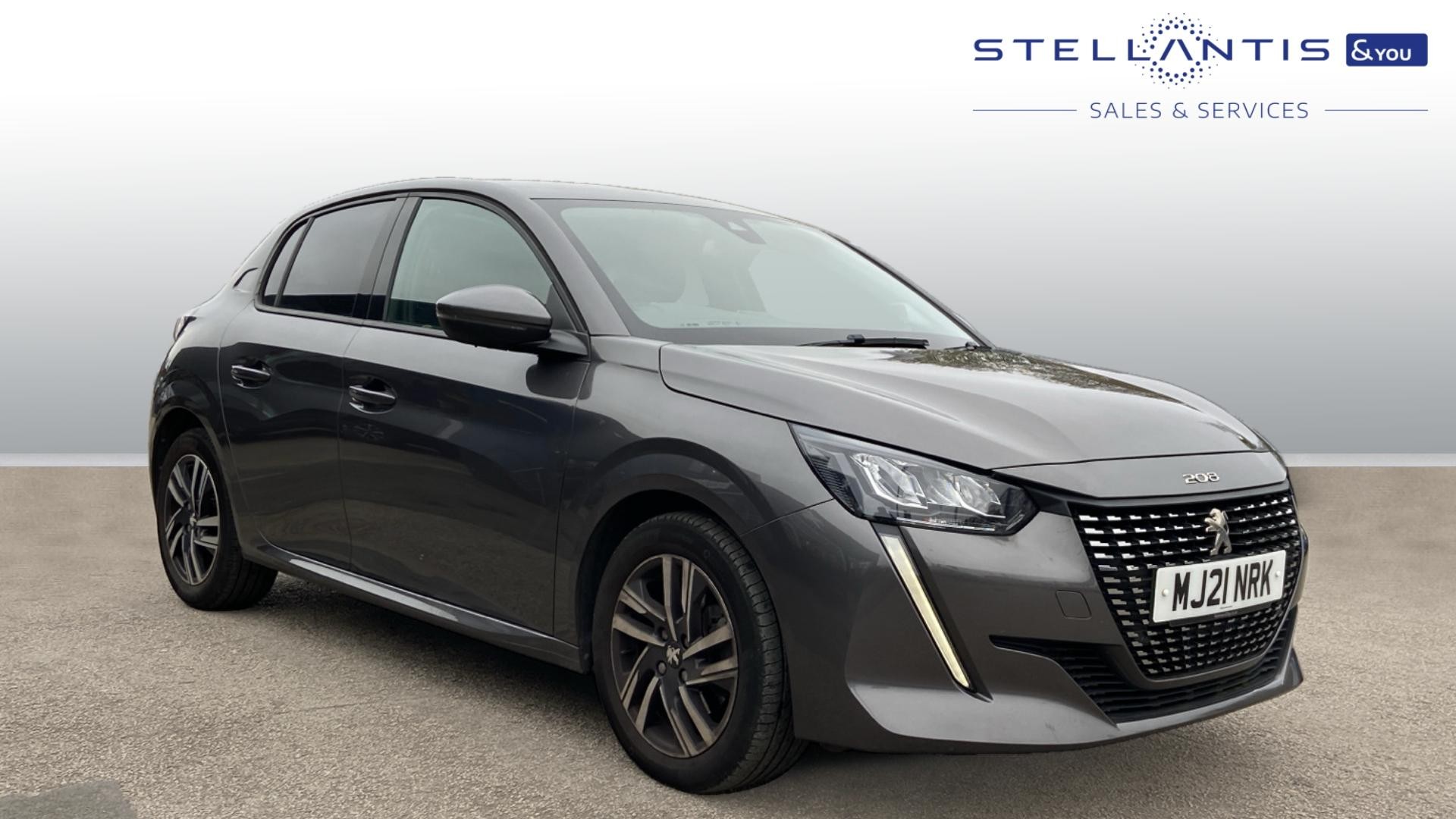 Main listing image - Peugeot 208