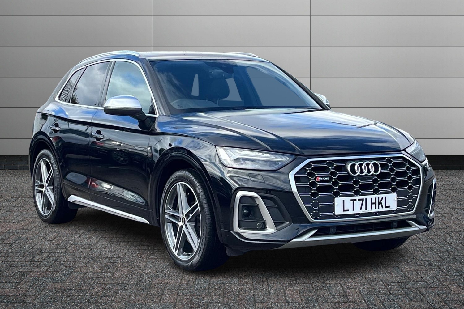 Main listing image - Audi SQ5