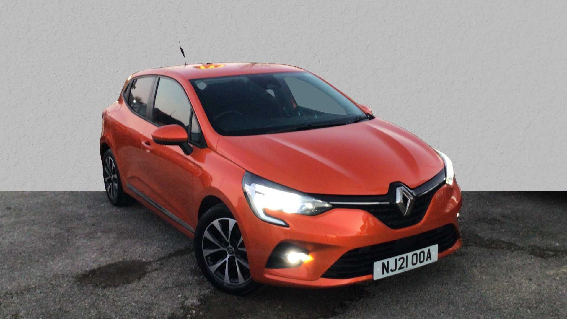 Main listing image - Renault Clio