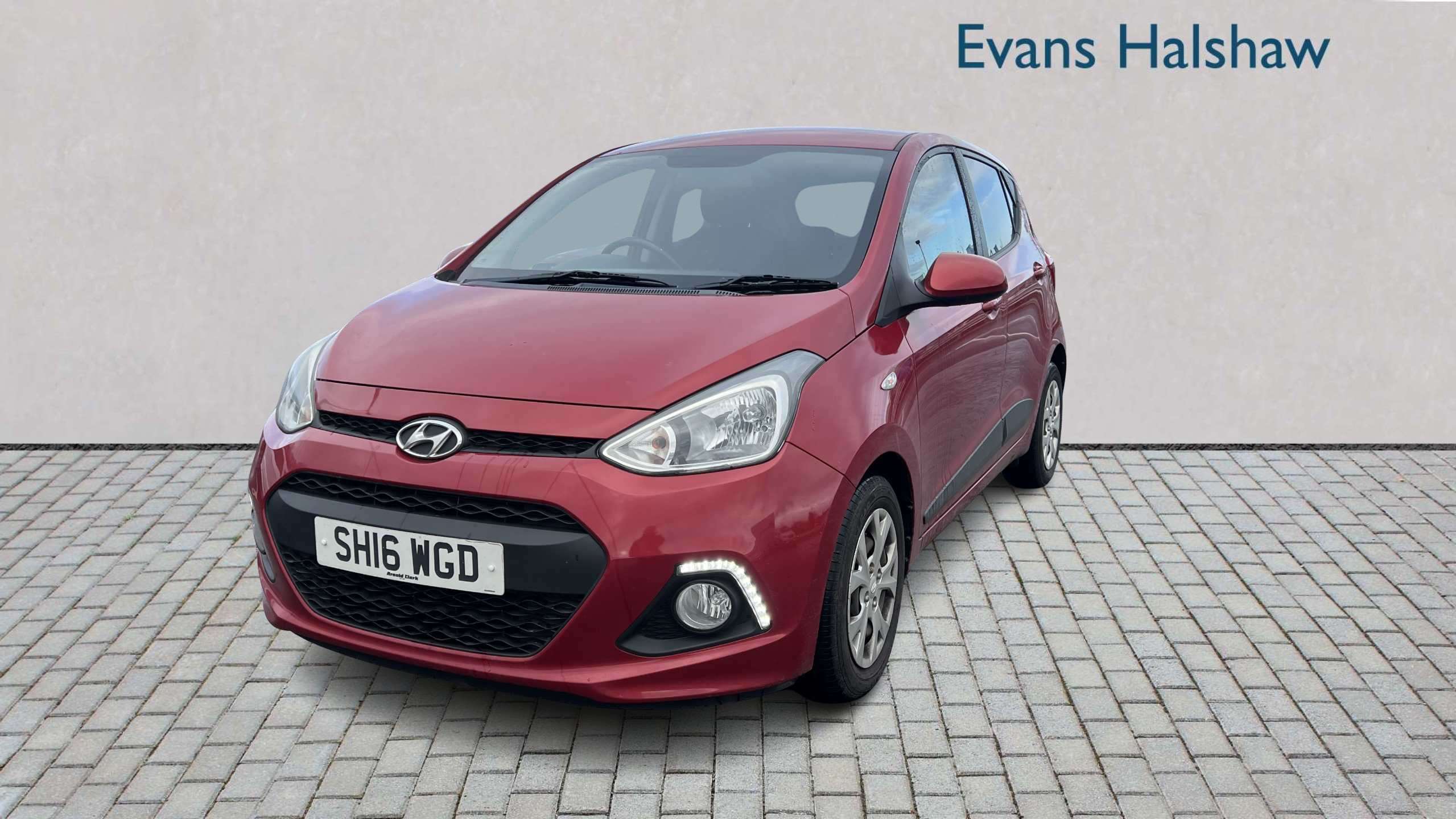 Main listing image - Hyundai i10