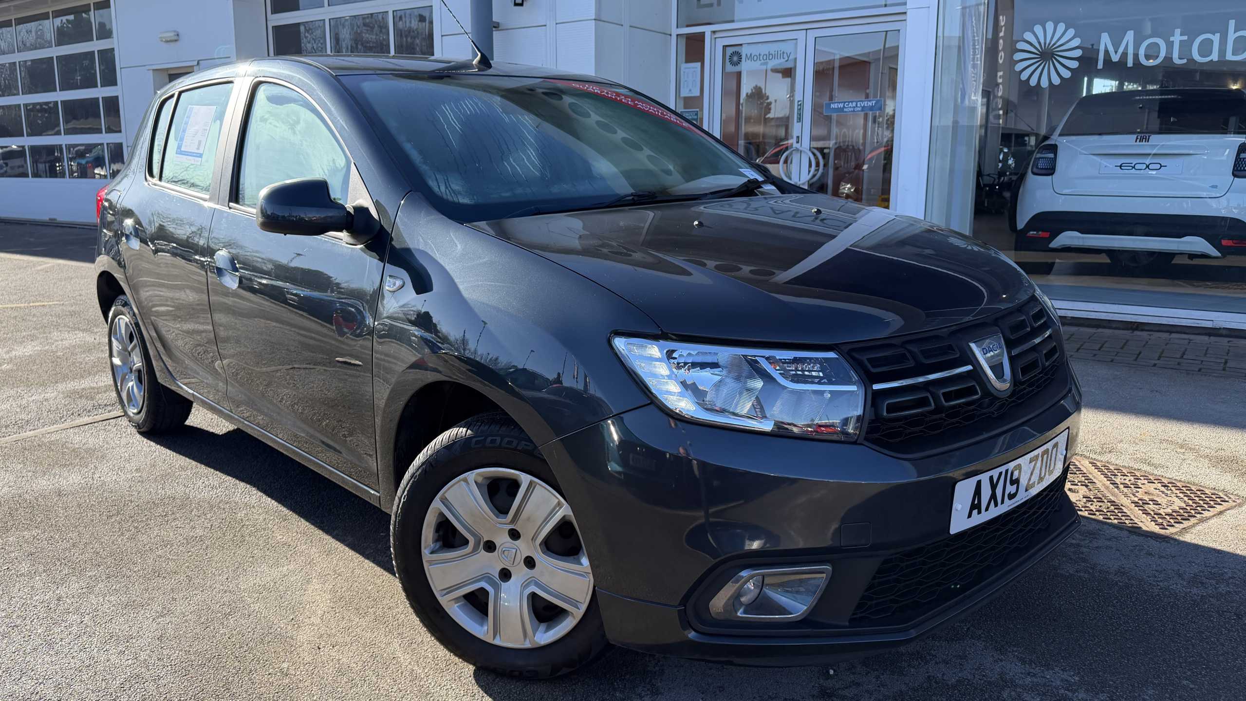 Main listing image - Dacia Sandero