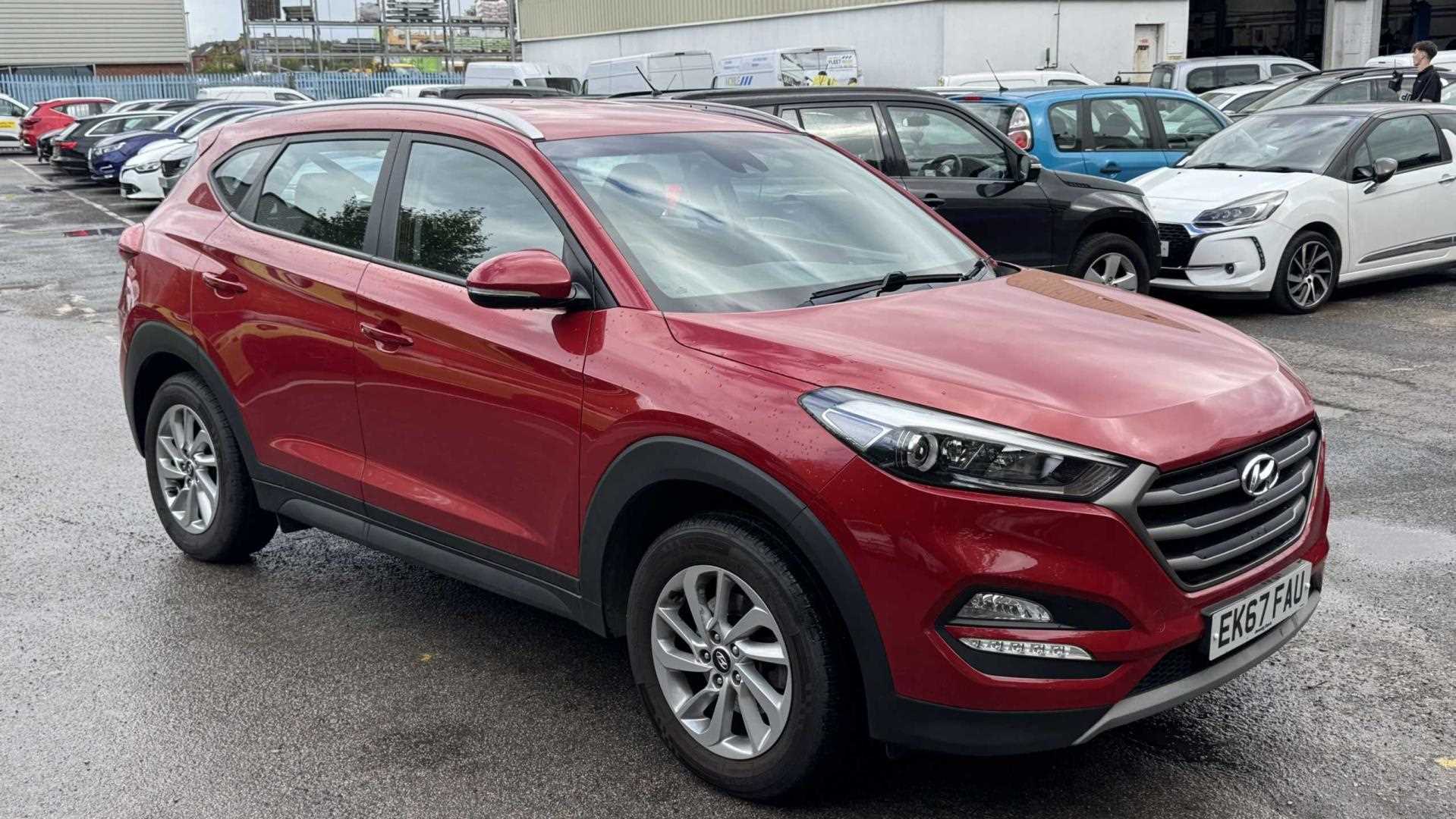 Main listing image - Hyundai Tucson