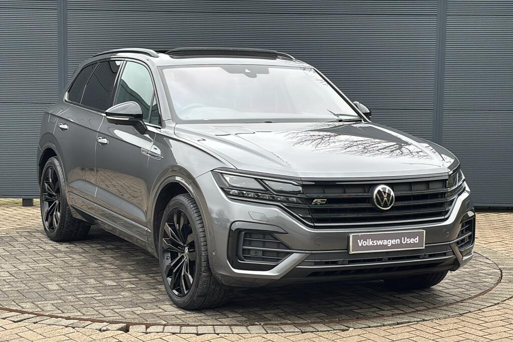 Main listing image - Volkswagen Touareg
