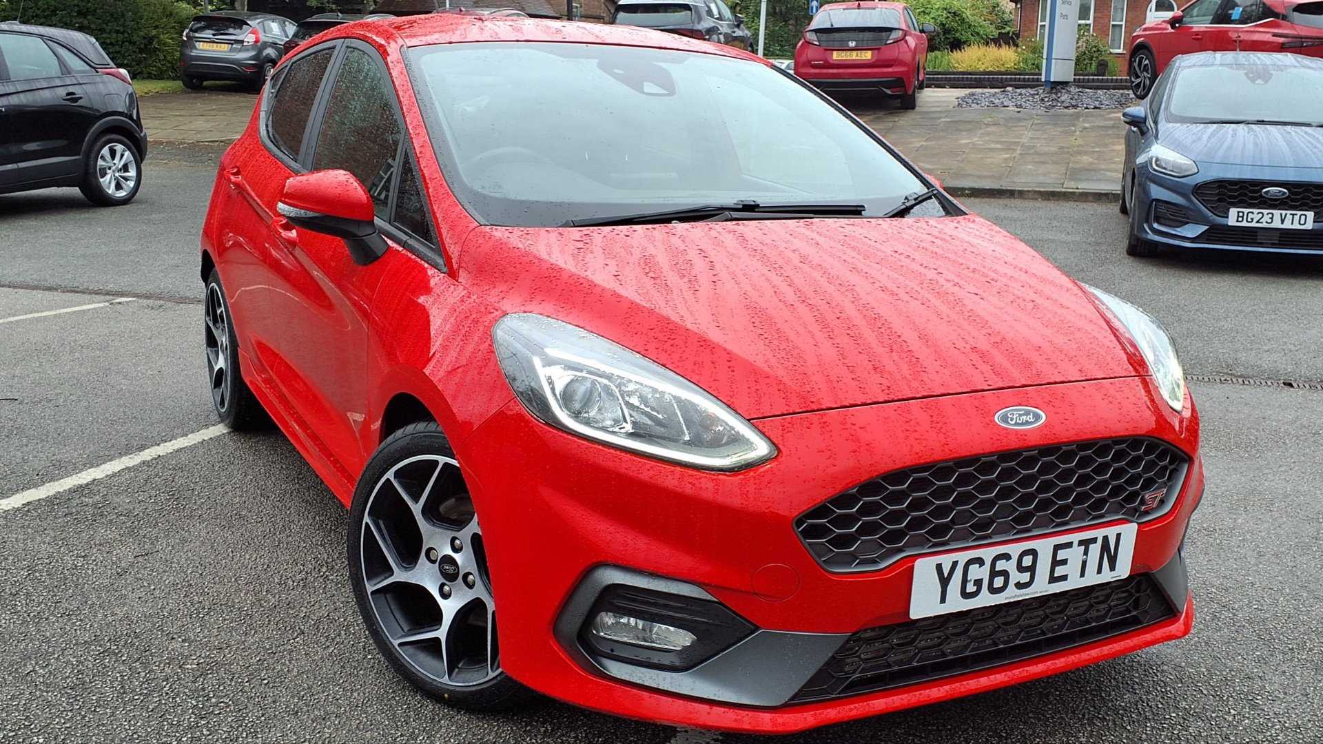 Main listing image - Ford Fiesta ST