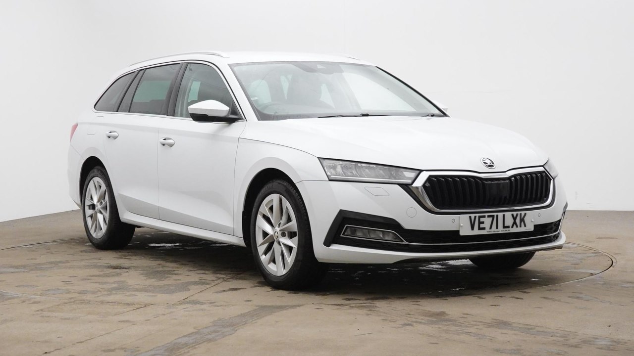 Main listing image - Skoda Octavia Estate