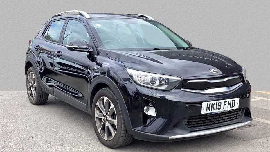 Main listing image - Kia Stonic