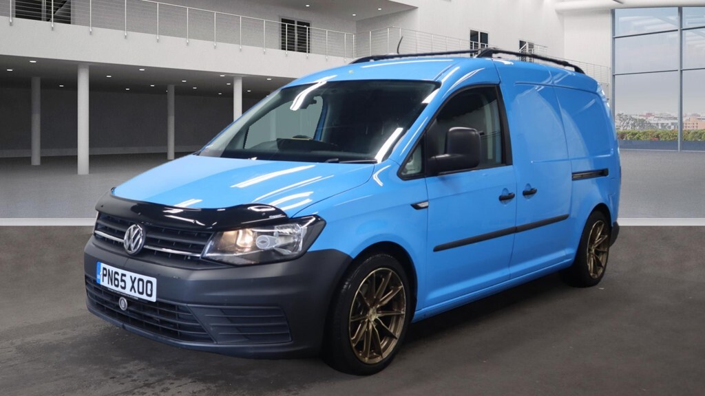 Main listing image - Volkswagen Caddy Maxi