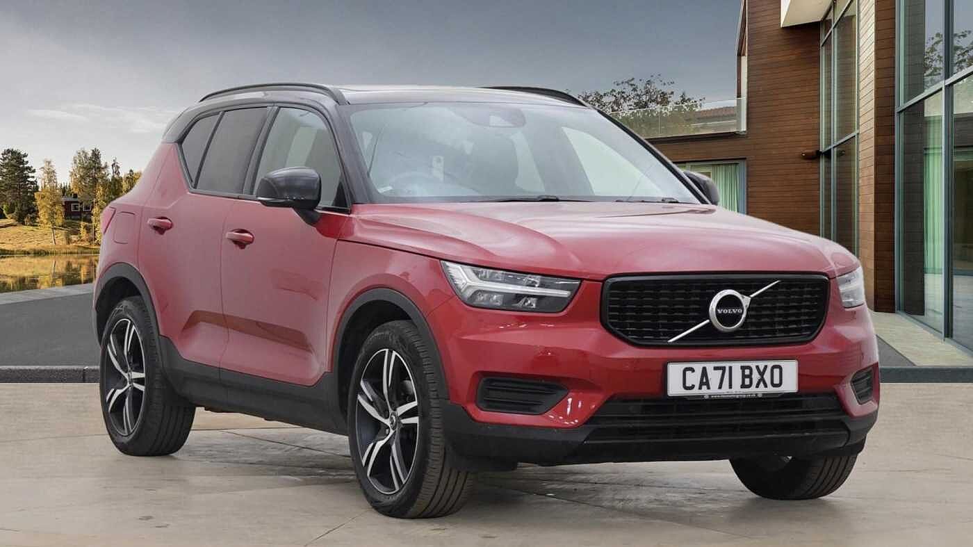 Main listing image - Volvo XC40