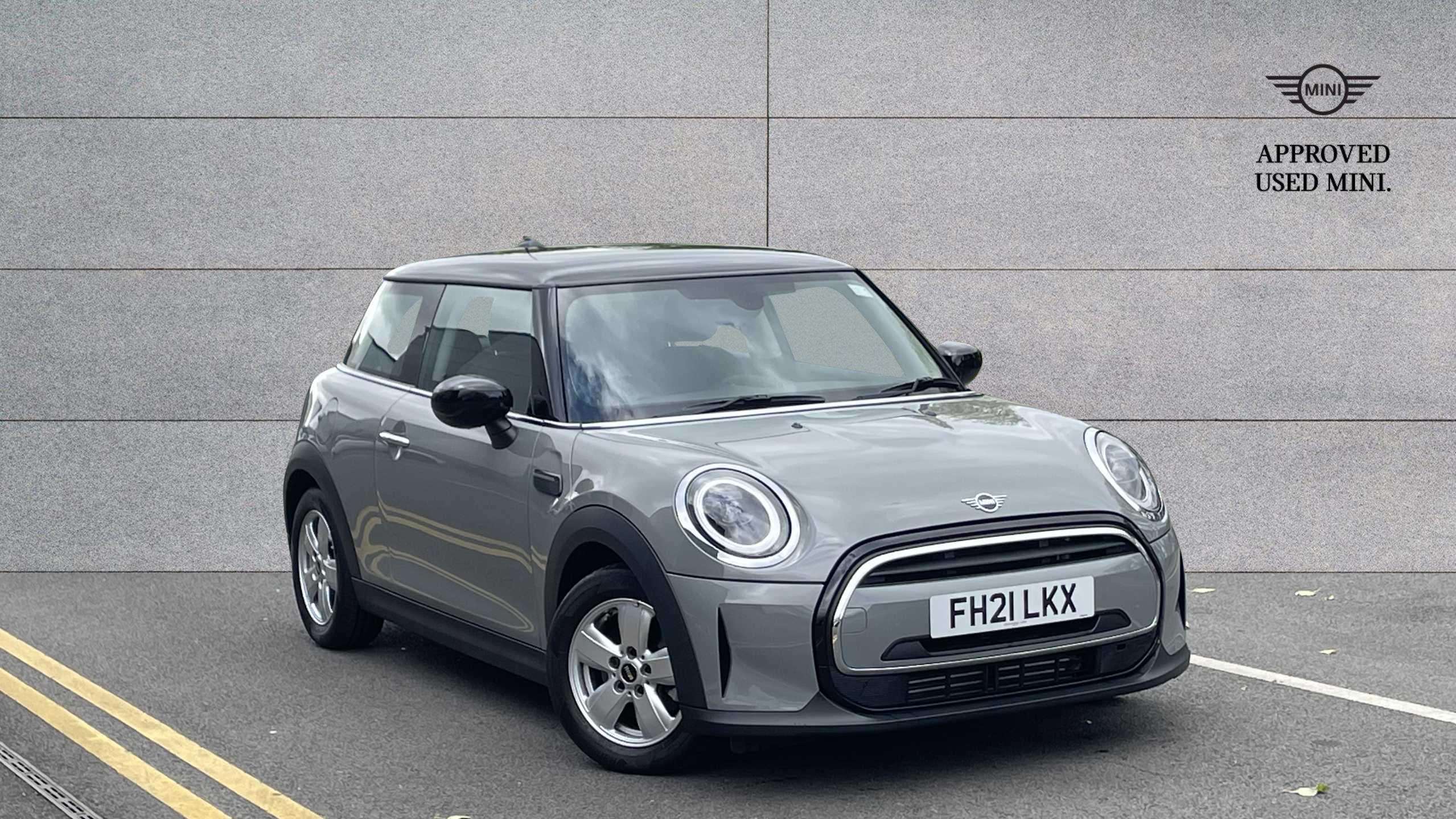 Main listing image - MINI Hatchback