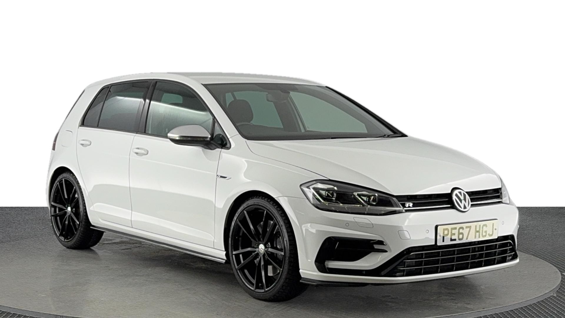 Main listing image - Volkswagen Golf R