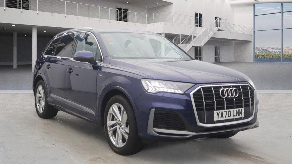 Main listing image - Audi Q7