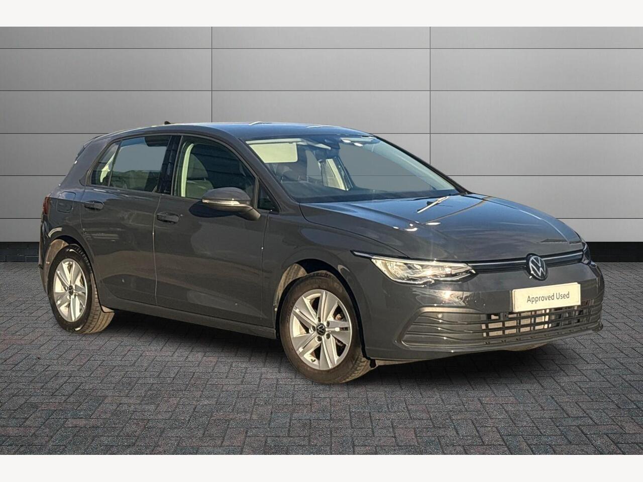 Main listing image - Volkswagen Golf