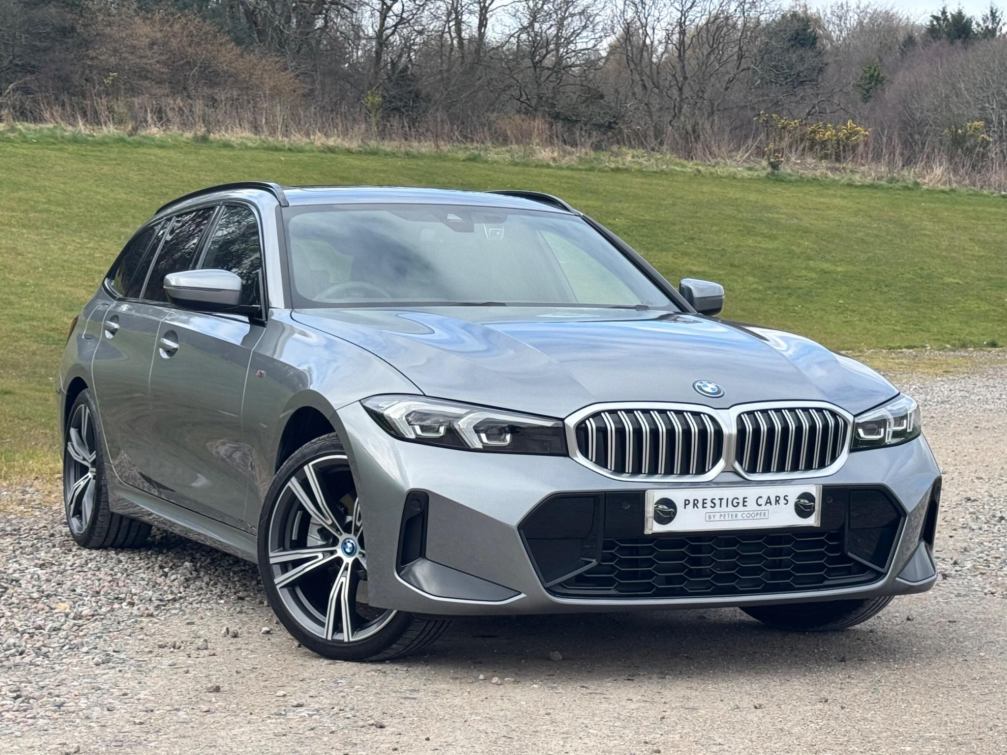 Main listing image - BMW 3 Series Touring